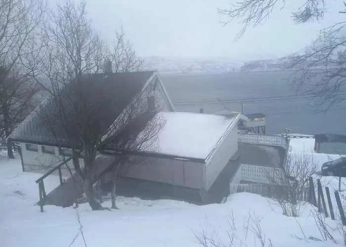 Séjour chez l'habitant With Sea View, Boathouse, Garage And Boat