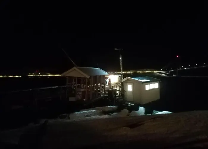 Quarto em Acomodações Particulares With Sea View, Boathouse, Garage And Boat