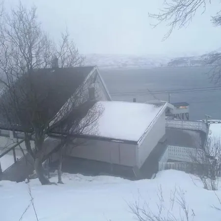 Quarto em Acomodações Particulares With Sea View, Boathouse, Garage And Boat